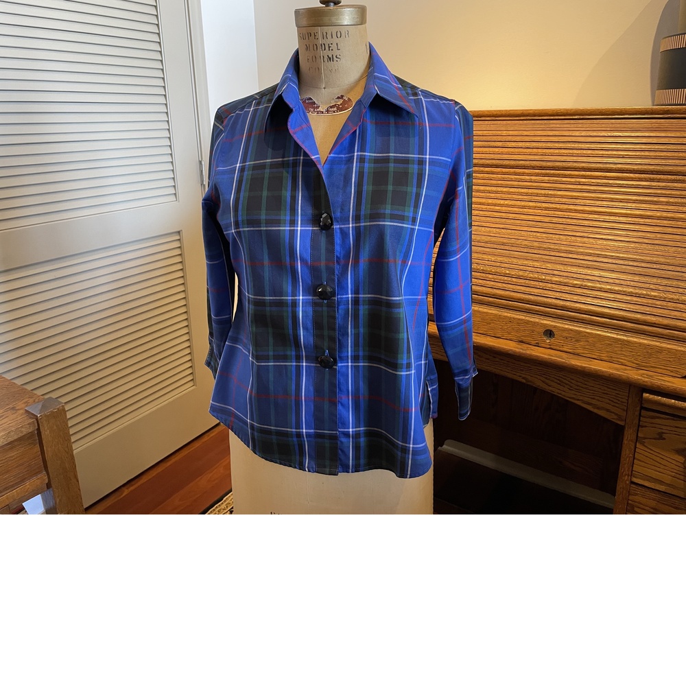 Blue plaid cropped button down top